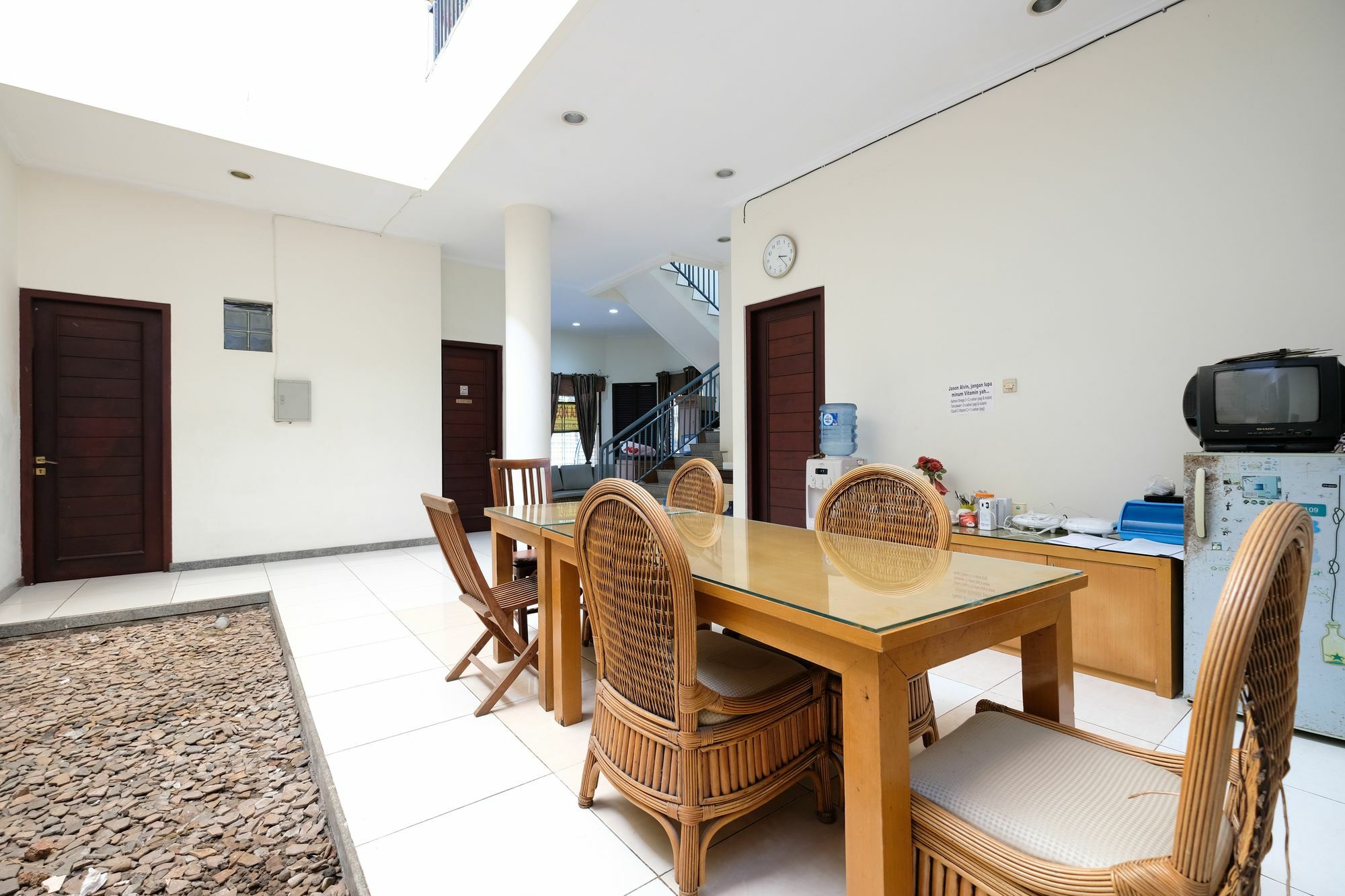 סמאראנג Reddoorz Plus Near Simpang Lima מראה חיצוני תמונה